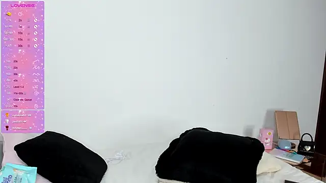 CamiiLovers online show from February 26, 4:36 am