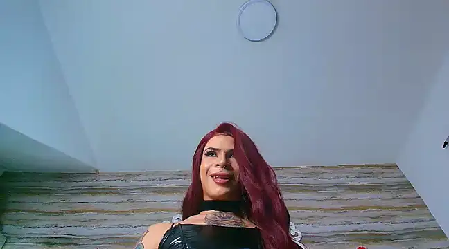 Snapshot of Bella_salvatore chatting on February 28, 8:42 am Bella salvatore online show from February 28, 8:42 am