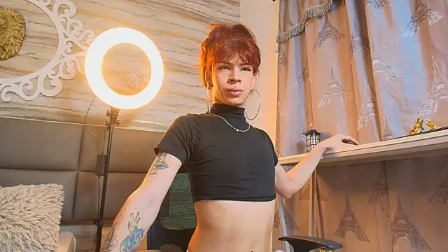 Snapshot of Bella_salvatore chatting on September 17, 2:08 pm Bella salvatore online show from September 17, 2:08 pm