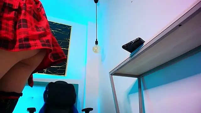 Snapshot of Bella_salvatore chatting on October 17, 4:59 am Bella salvatore online show from October 17, 4:59 am