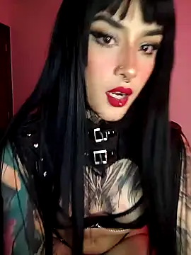 taaylor33 online show from December 7, 5:26 am