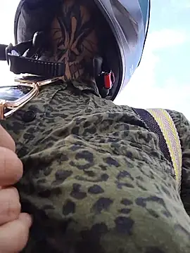 taaylor33 online show from January 15, 8:56 pm