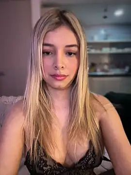 Snapshot of carolina__star chatting on July 3, 2:51 am carolina star online show from July 3, 2:51 am
