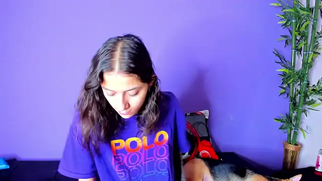 Snapshot of scarlet-jonesx chatting on January 16, 7:31 pm scarlet-jonesx online show from January 16, 7:31 pm