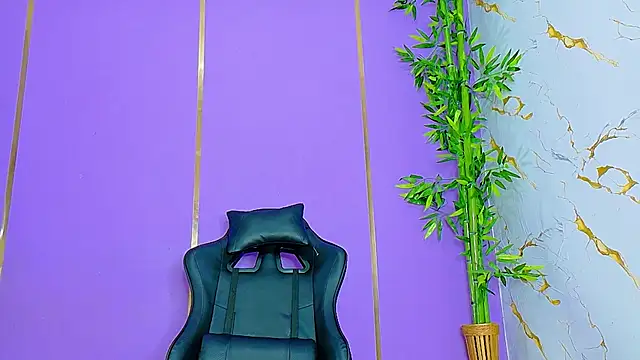 Snapshot of scarlet-jonesx chatting on September 24, 4:54 pm scarlet-jonesx online show from September 24, 4:54 pm