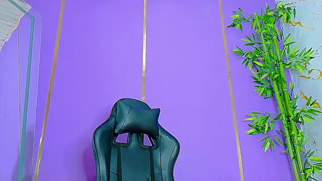 Snapshot of scarlet-jonesx chatting on October 15, 11:38 pm scarlet-jonesx online show from October 15, 11:38 pm