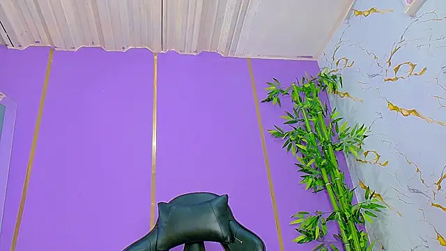 Snapshot of scarlet-jonesx chatting on November 2, 11:07 pm scarlet-jonesx online show from November 2, 11:07 pm