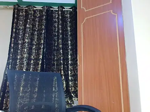 Cess lavie online show from April 23, 1:35 pm