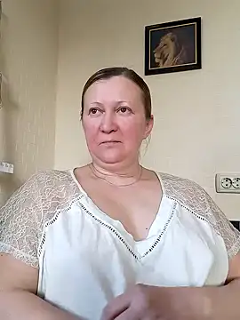 blondyaguar online show from February 21, 7:56 am