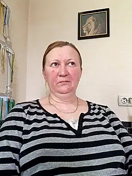 blondyaguar online show from March 26, 1:49 pm