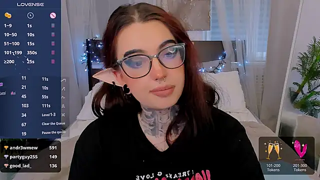 Snapshot of Dixi_Pixi_ chatting on January 11, 11:45 am Dixi Pixi online show from January 11, 11:45 am