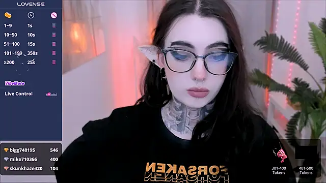 Snapshot of Dixi_Pixi_ chatting on January 24, 11:37 am Dixi Pixi online show from January 24, 11:37 am