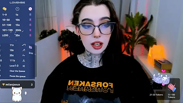 Snapshot of Dixi_Pixi_ chatting on February 7, 5:41 am Dixi Pixi online show from February 7, 5:41 am