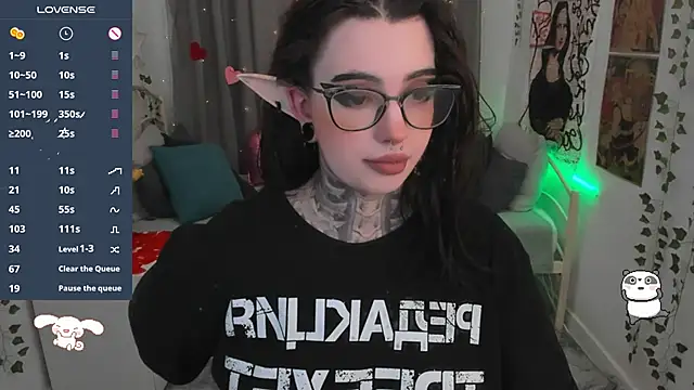 Snapshot of Dixi_Pixi_ chatting on February 14, 5:41 am Dixi Pixi online show from February 14, 5:41 am