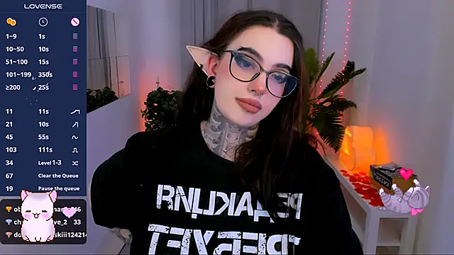 Snapshot of Dixi_Pixi_ chatting on February 15, 11:50 am Dixi Pixi online show from February 15, 11:50 am