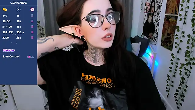 Snapshot of Dixi_Pixi_ chatting on March 22, 5:49 am Dixi Pixi online show from March 22, 5:49 am