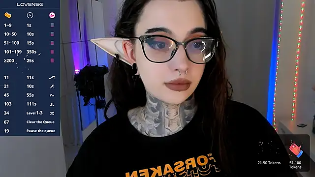 Snapshot of Dixi_Pixi_ chatting on October 16, 5:41 am Dixi Pixi online show from October 16, 5:41 am