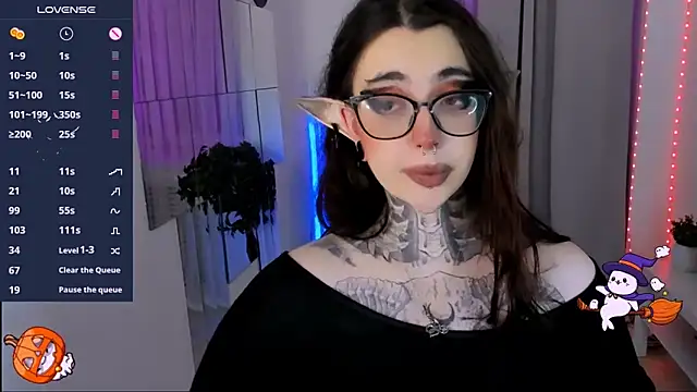 Snapshot of Dixi_Pixi_ chatting on November 6, 5:52 am Dixi Pixi online show from November 6, 5:52 am