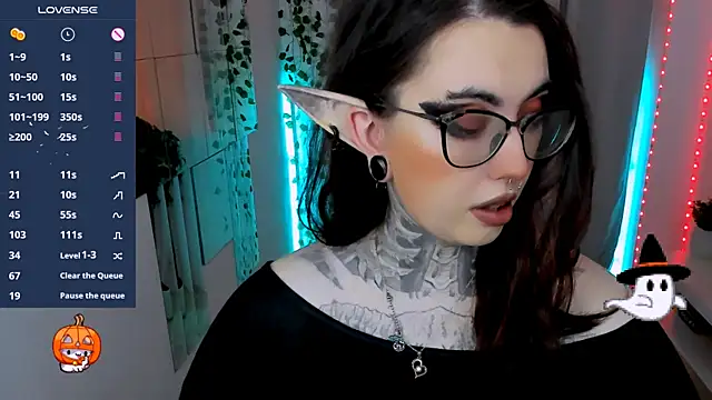 Snapshot of Dixi_Pixi_ chatting on December 4, 5:50 am Dixi Pixi online show from December 4, 5:50 am