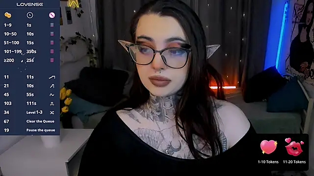 Snapshot of Dixi_Pixi_ chatting on December 5, 5:49 am Dixi Pixi online show from December 5, 5:49 am