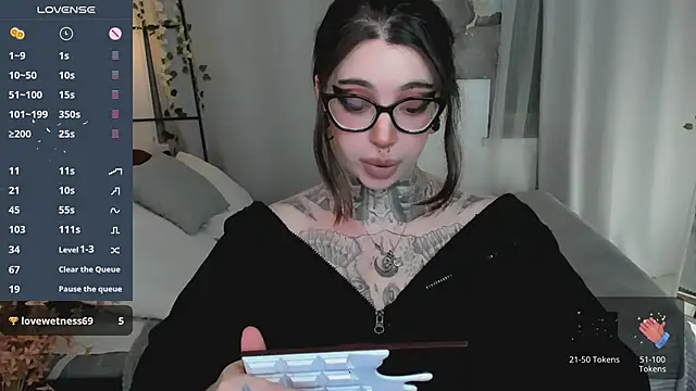 Dixi Pixi  online show from April 23, 5:41 am