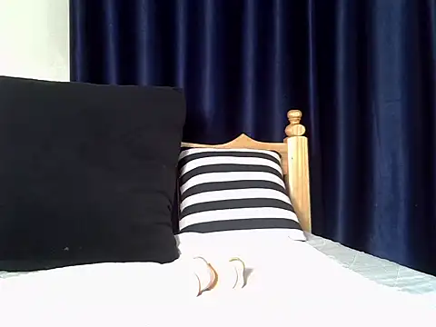 curvy natallie online show from September 30, 11:04 am