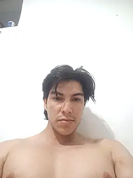 Snapshot of Karimferrer chatting on December 15, 6:07 am Karimferrer online show from December 15, 6:07 am