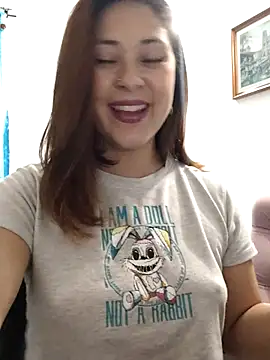 Snapshot of LisbethMoore_ chatting on March 21, 3:12 am LisbethMoore online show from March 21, 3:12 am