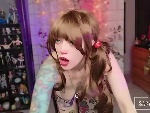 Snapshot of Sara_Skys00 chatting on July 9, 12:37 am Sara Skys00 online show from July 9, 12:37 am