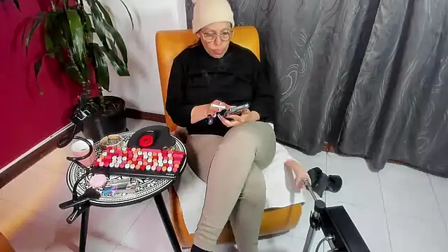 BrendaSex Hot online show from October 11, 8:40 pm