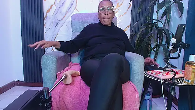 BrendaSex Hot online show from April 21, 10:12 pm