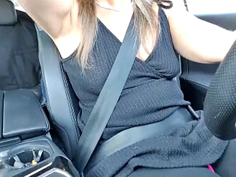 sweethotmilf888 online show from April 17, 1:14 pm