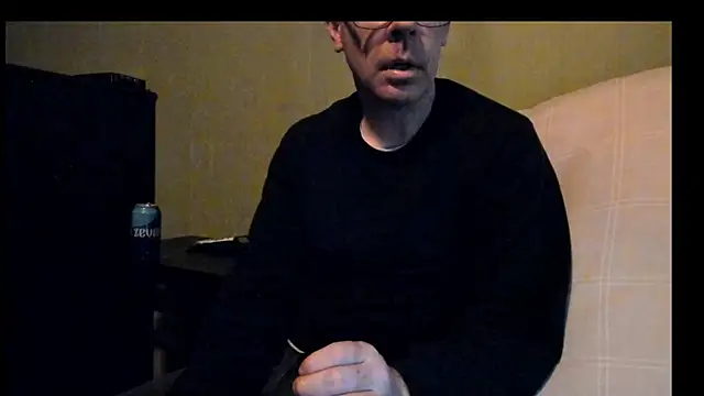 ImportantEquator0 online show from November 12, 7:57 pm