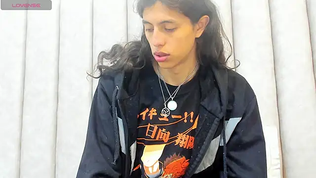 FreyaMoller online show from March 5, 6:45 pm