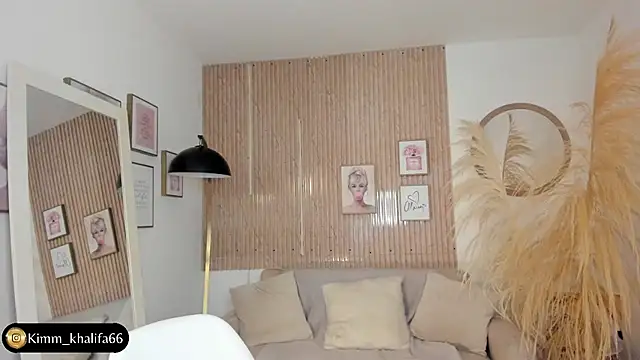 Kimm khalifa online show from March 13, 9:37 pm