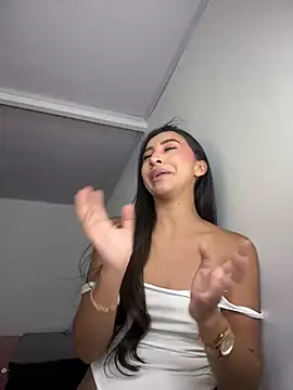 Riley  x online show from December 21, 9:33 am