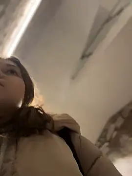 Snapshot of Times__Square chatting on January 18, 6:13 am Times Square online show from January 18, 6:13 am