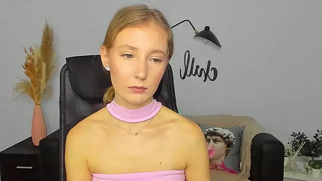 LolaWilsons online show from January 15, 10:06 am