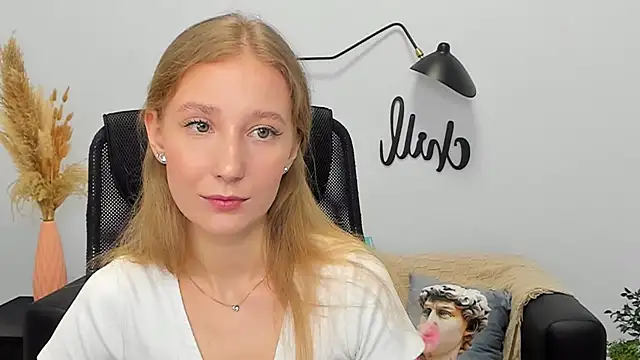 LolaWilsons online show from March 14, 9:24 am