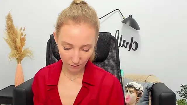 LolaWilsons online show from March 20, 12:22 pm