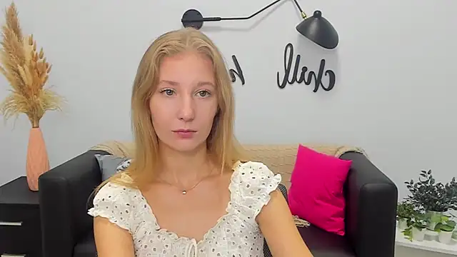 LolaWilsons online show from September 13, 8:14 am