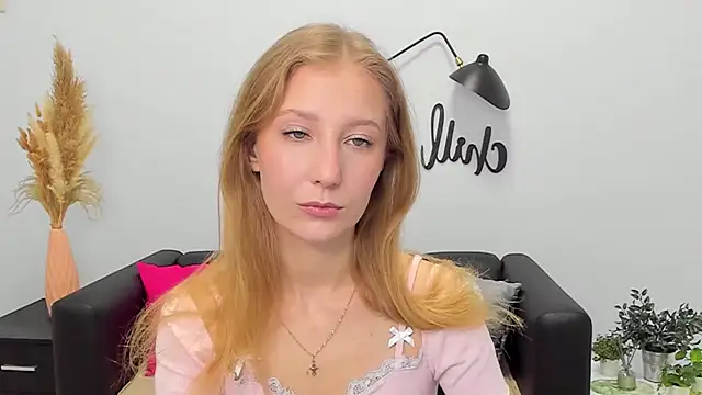 LolaWilsons online show from December 22, 7:16 am