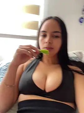 Snapshot of gabyaridi chatting on July 3, 2:23 pm gabyaridi online show from July 3, 2:23 pm
