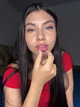Snapshot of hurrem_18 chatting on March 18, 7:17 pm hurrem 18 online show from March 18, 7:17 pm