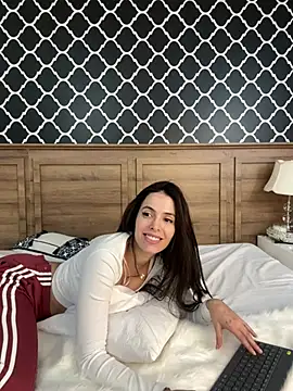 Snapshot of Amber_Rush_ chatting on February 2, 9:45 pm Amber Rush  online show from February 2, 9:45 pm