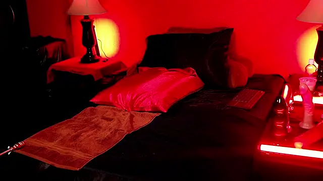 JenniferCD online show from September 22, 5:48 pm