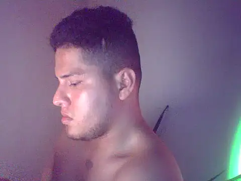 Snapshot of Malandralle chatting on December 1, 5:51 pm Malandralle online show from December 1, 5:51 pm