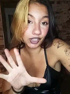 blvckbabyweed07 online show from April 10, 11:20 pm