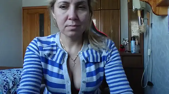 IrinaB1 online show from February 25, 7:31 am