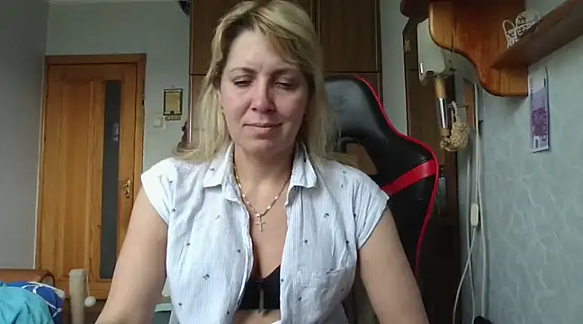 IrinaB1 online show from March 22, 11:53 am